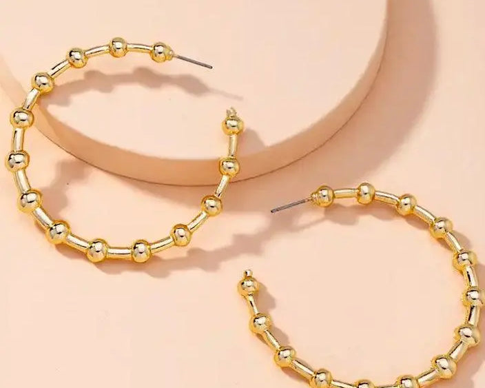 Salve ‘Bigwig’ Door Knocker Gold Hoop Earrings - Salve