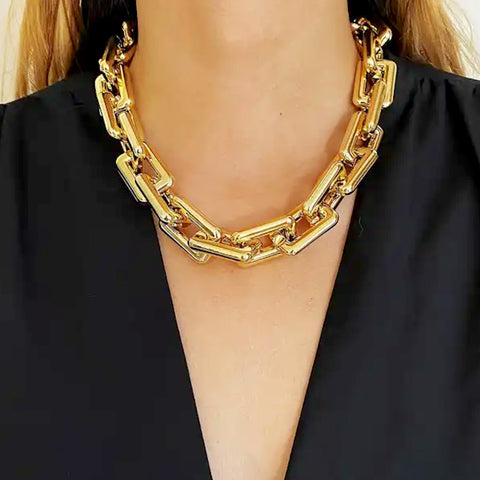 Salve ‘Undaunted’ Bold Chunky Gold Link Statement Necklace | Statement Geometric Boss Babe Neckpiece for Women
