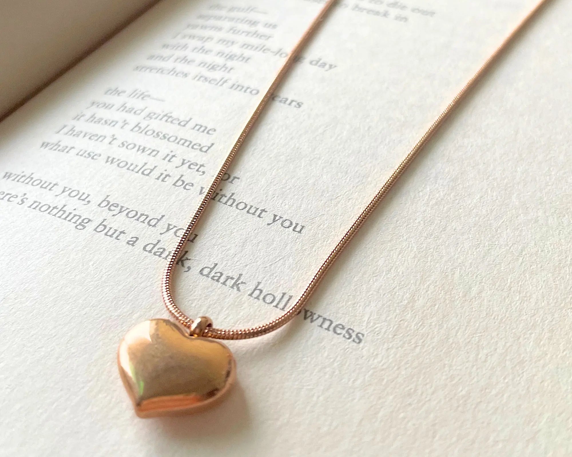 Salve Anti-Tarnish Rose Gold Heart Pendant Necklace - Salve