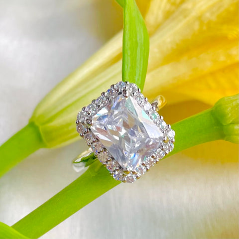 Salve ‘Precious’ Emerald Cut Halo Adjustable Promise Ring