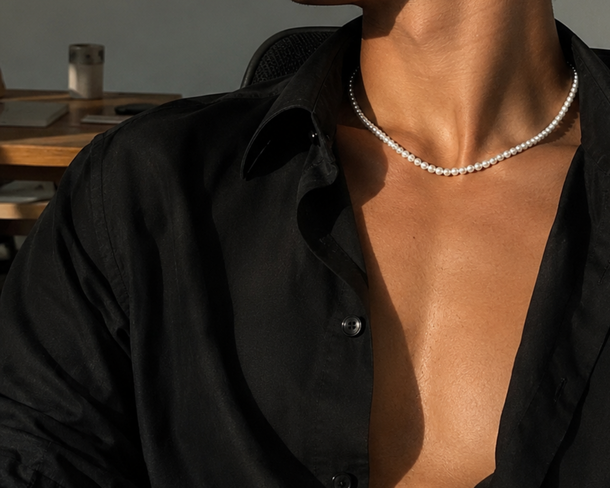 Salve 3mm sleek pearl men's necklace featuring a modern, minimalist design with smooth, white pearls on a durable chain.