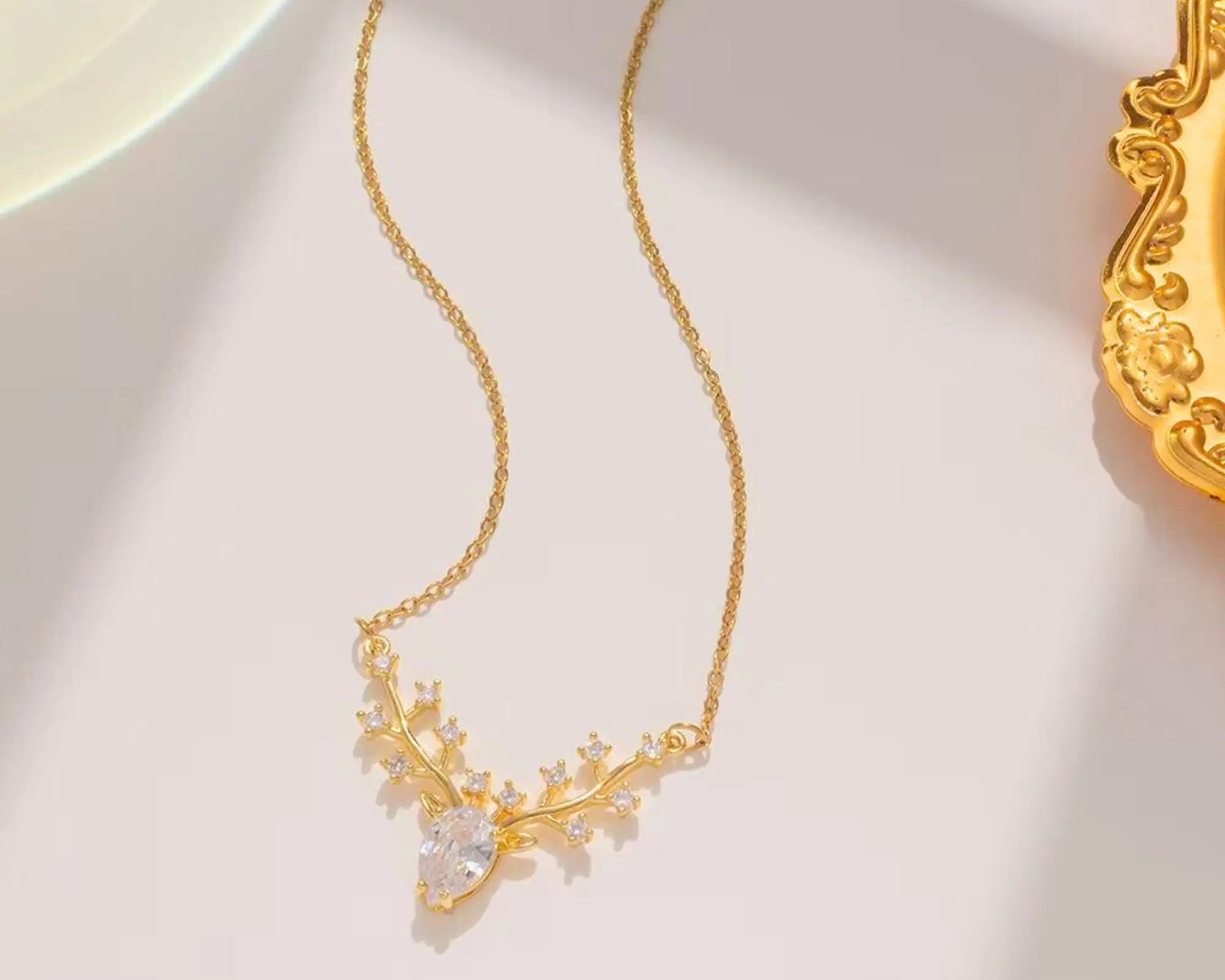 Salve Deer Reindeer Antler Pendant Necklace - Salve
