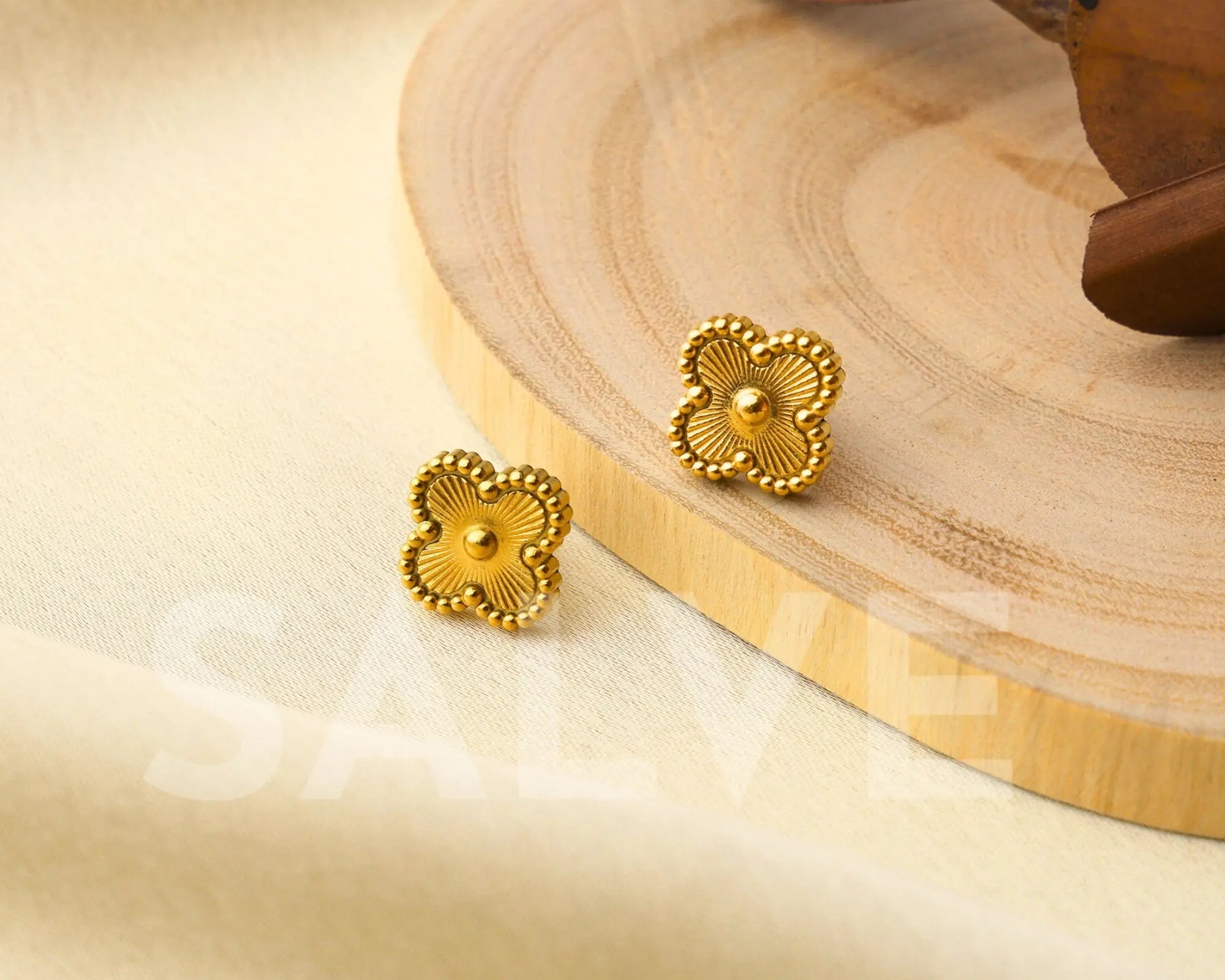 Salve Gold-Toned Clover Stud Earrings - Salve