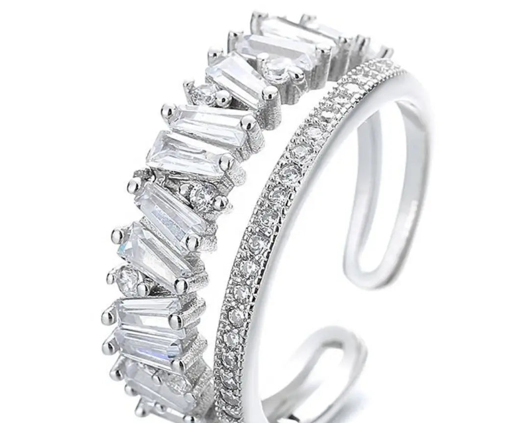 Salve ‘Delicate’ Stainless Steel Silver Baguette Ring - Salve