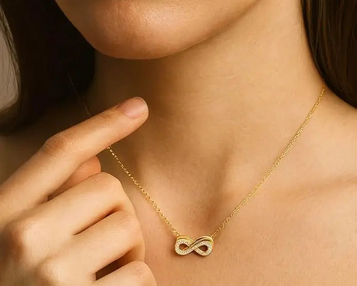 Salve Dainty Infinity Pendant - Salve