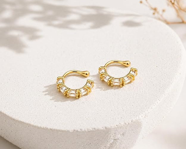 Salve No Piercing CZ Ear Cuffs earrings featuring sparkling cubic zirconia stones and a sleek silver-tone design.