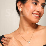 Salve White Clover Pendant Earrings Set