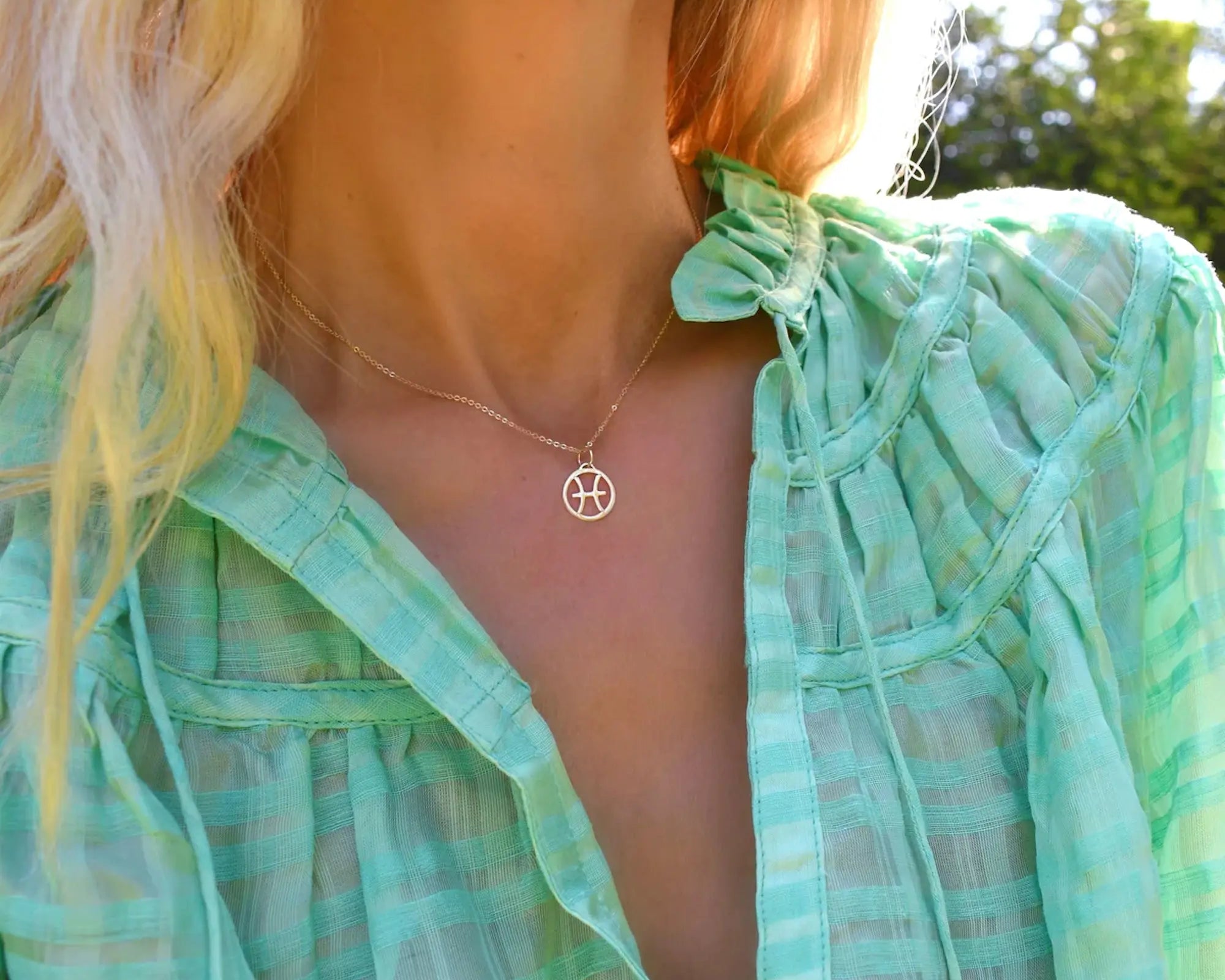 Salve Zodiac Sign Pisces Pendant Chain - Salve