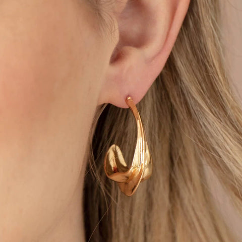 Salve 'Paparazzi’ Crumple Contemporary Gold Chunky Earrings | Chic, Hypoallergenic Hoops for Women