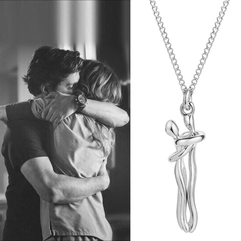 Salve Romantic Dainty ‘Hug’ Silver Pendant Necklace