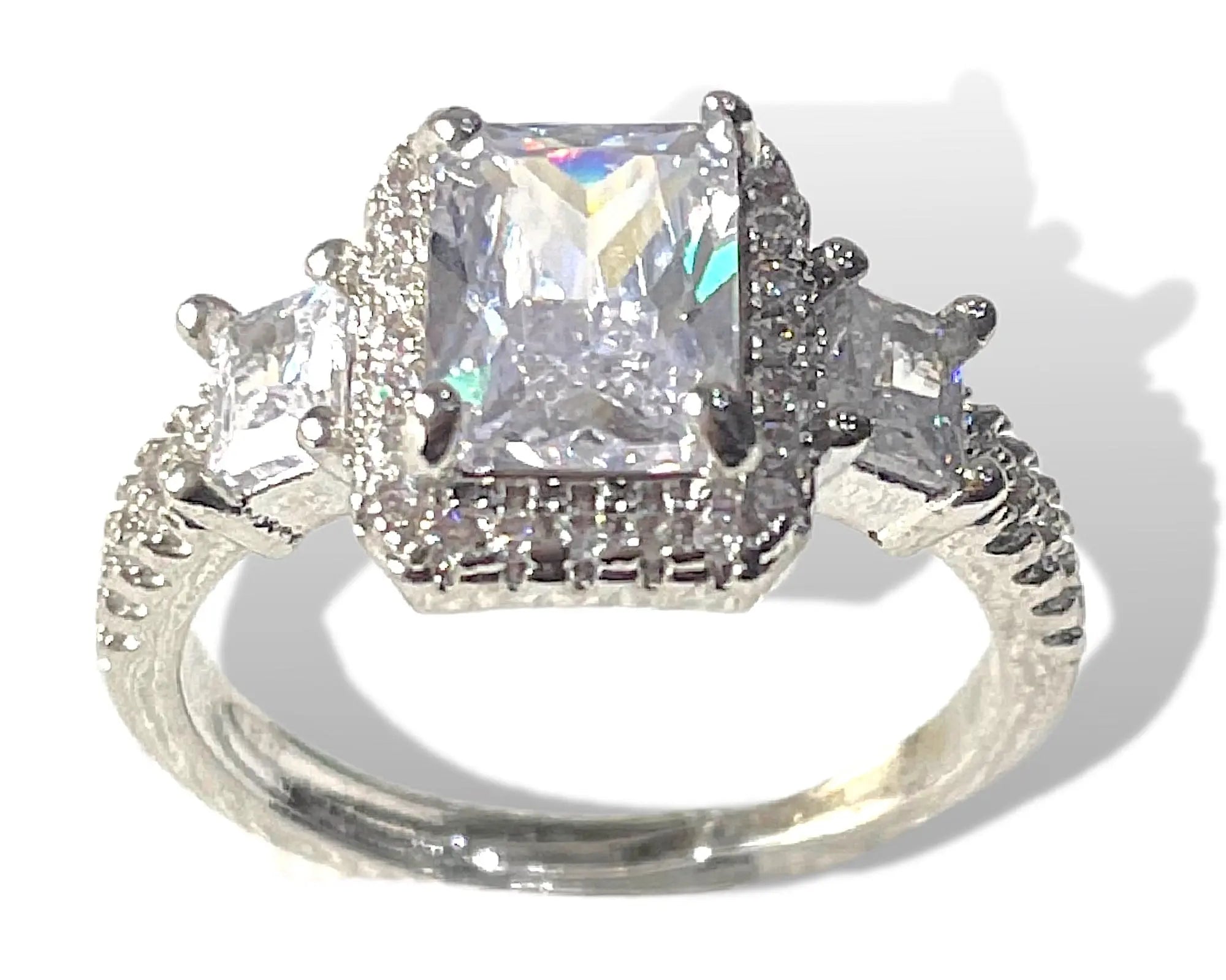 Salve ‘Radiant’ Cut Stainless Steel Halo Adjustable Ring - Salve