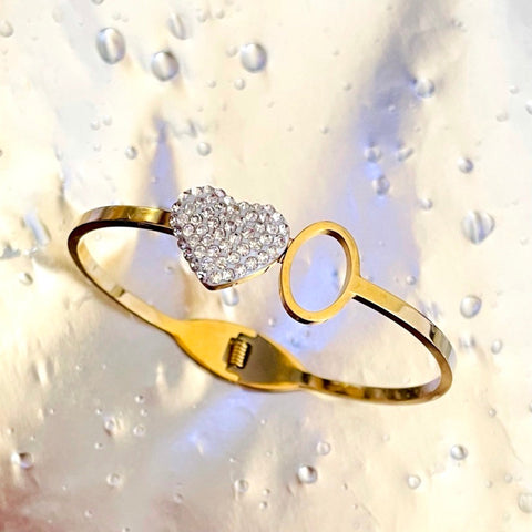 Salve ‘Mi Amor’ Heart Harmony Open Cuff Bangle Bracelet