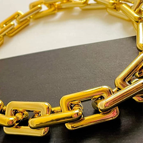 Salve ‘Undaunted’ Bold Chunky Gold Link Statement Necklace | Statement Geometric Boss Babe Neckpiece for Women