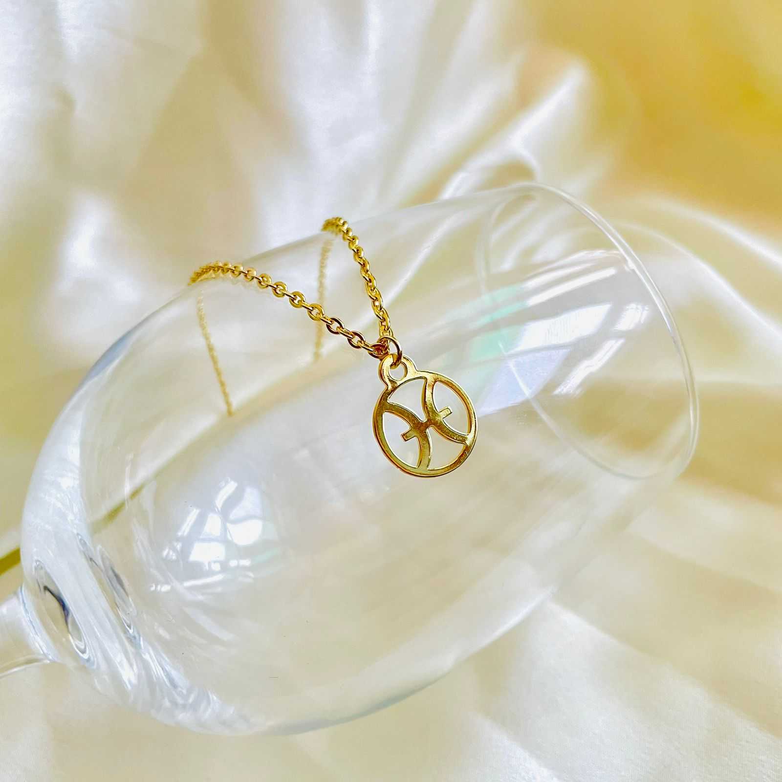 Salve Astrology Astro Chic Zodiac Sign Pendant Chain Gold Necklace - Pisces SALVE