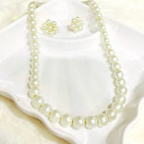 Salve ‘Elegant’ Pearl Necklace and Earrings Set